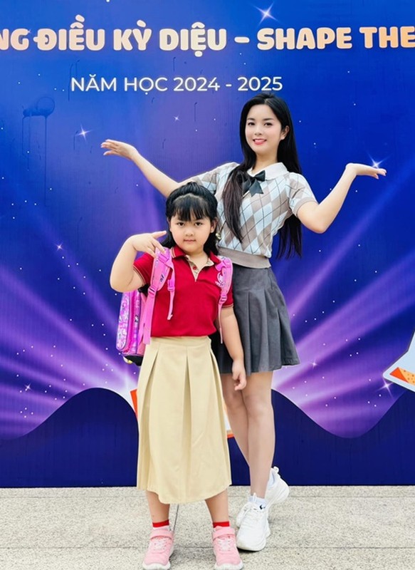 Sao Viet no nuc dua con toi truong khai giang nam hoc 2024-2025-Hinh-2