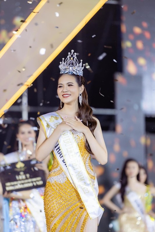 The three beauty queens named Ky Duyen-Picture-9