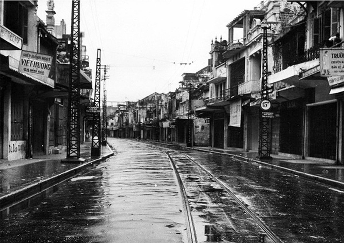 View - 	Khoảnh khắc khó quên trong ngày Giải phóng Thủ đô 10/10/1954