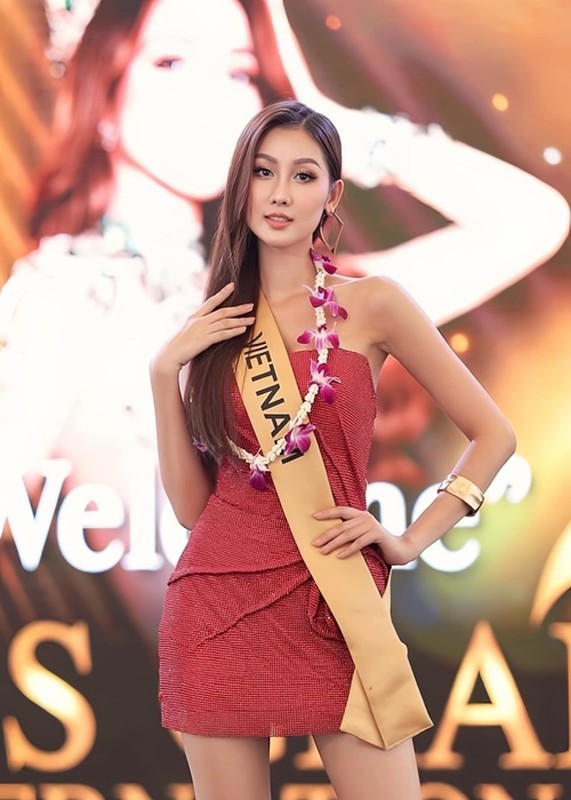 View - 	Quế Anh trình diễn bikini bốc lửa ở Miss Grand International 2024