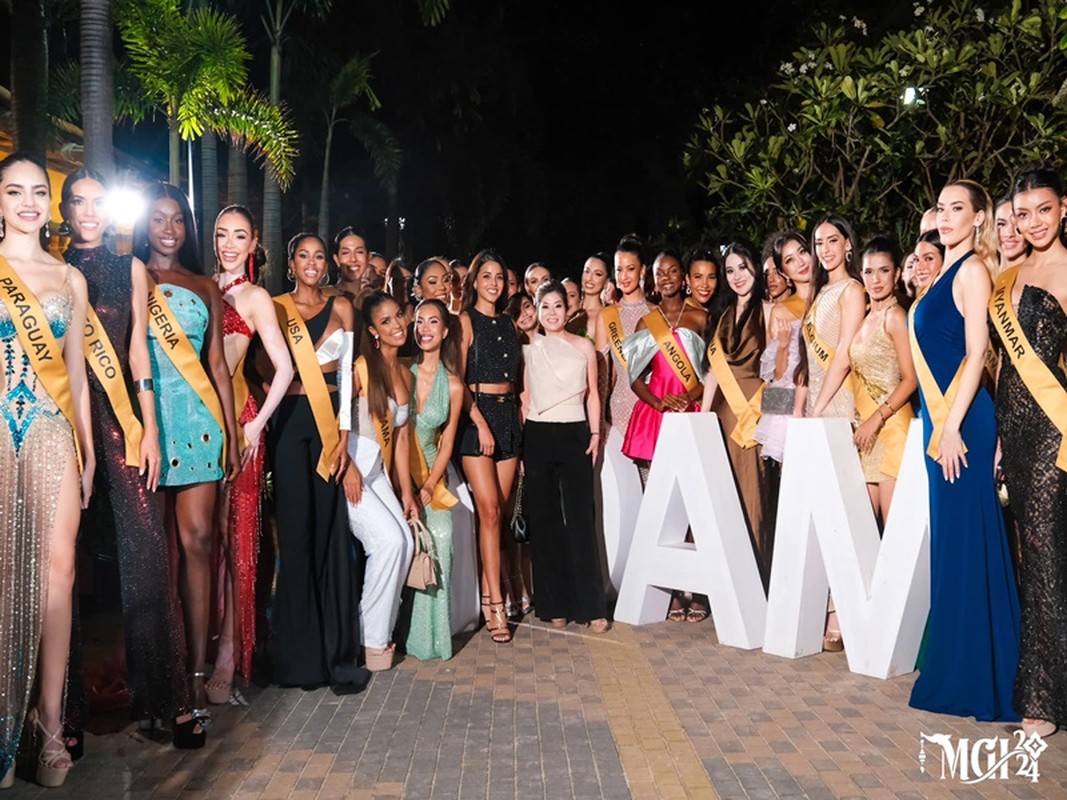 View - 	Quế Anh hở bạo gây tranh cãi ở Miss Grand International 2024