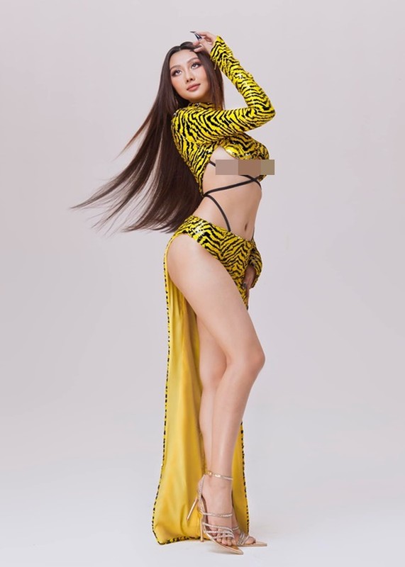 View - 	Quế Anh hở bạo gây tranh cãi ở Miss Grand International 2024