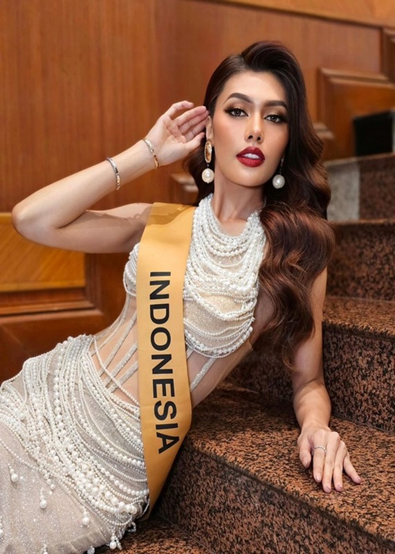 View - 	Nhan sắc mỹ nhân tạm dẫn đầu bình chọn ở Miss Grand International