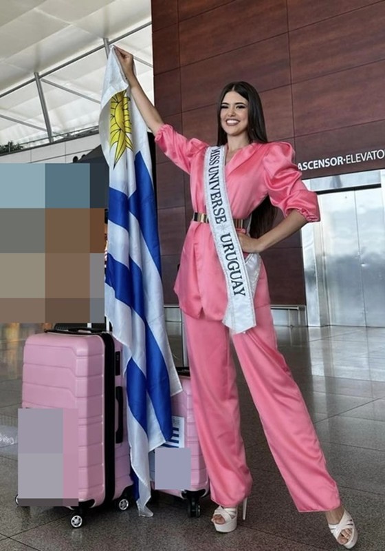 View - 	Kỳ Duyên được fan vây kín ở sân bay khi đi thi Miss Universe 