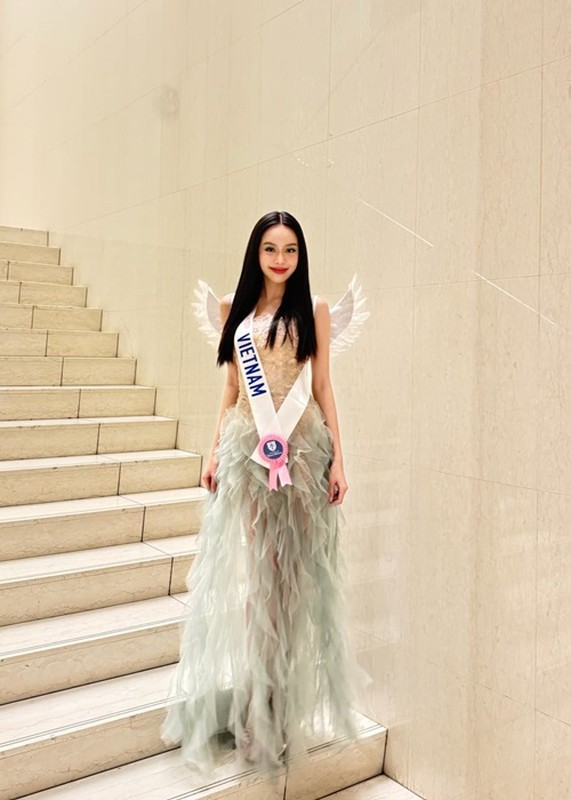 Thanh Thuy khoe mat moc dep khong ty vet o Miss International 2024-Hinh-9