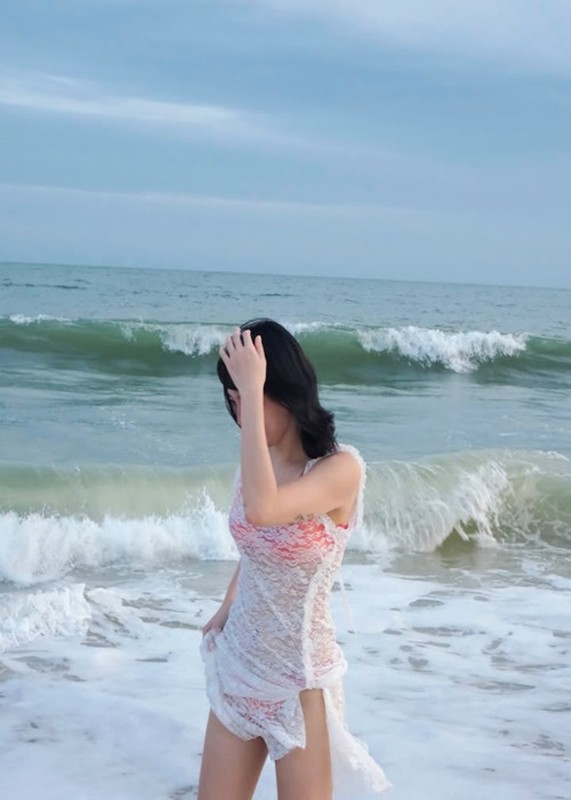 Toc Tien - Hanh Sino goi cam voi bikini dau nam-Hinh-3