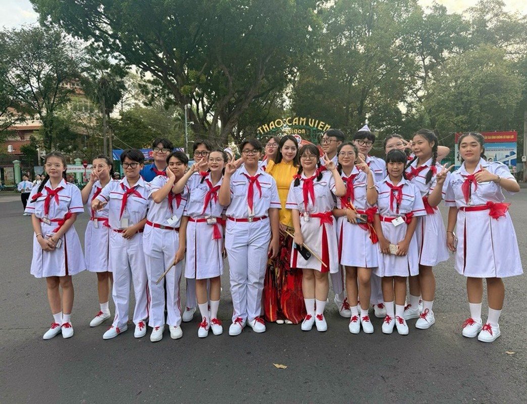 Bao Ngoc va dan hoa hau tuoi tan trong le tong duyet dieu binh-Hinh-6