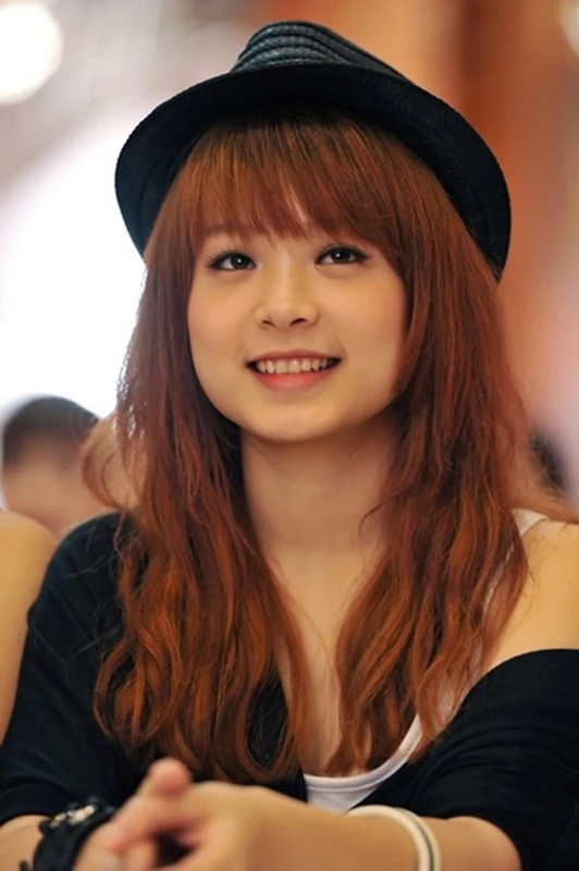Bộ tứ hot girl đời đầu “thăng hạng” nhan sắc, là phú bà - Hình 4 Bo tu hot girl doi dau “thang hang” nhan sac, la phu ba-Hinh-4