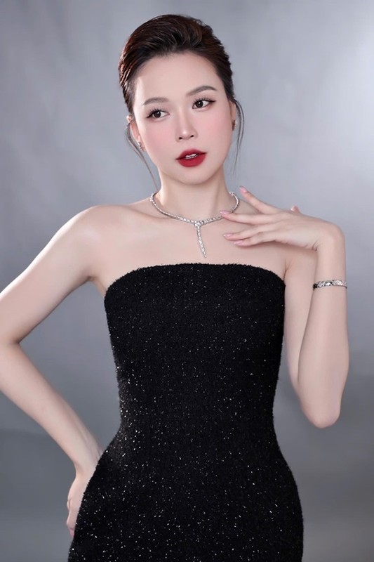 Bộ tứ hot girl đời đầu “thăng hạng” nhan sắc, là phú bà - Hình 8 Bo tu hot girl doi dau “thang hang” nhan sac, la phu ba-Hinh-8