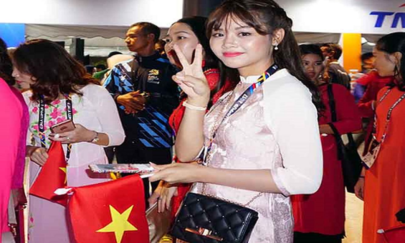 Khai mac SEA Games 29: Trai xinh gai dep doan Viet Nam toa sang-Hinh-10