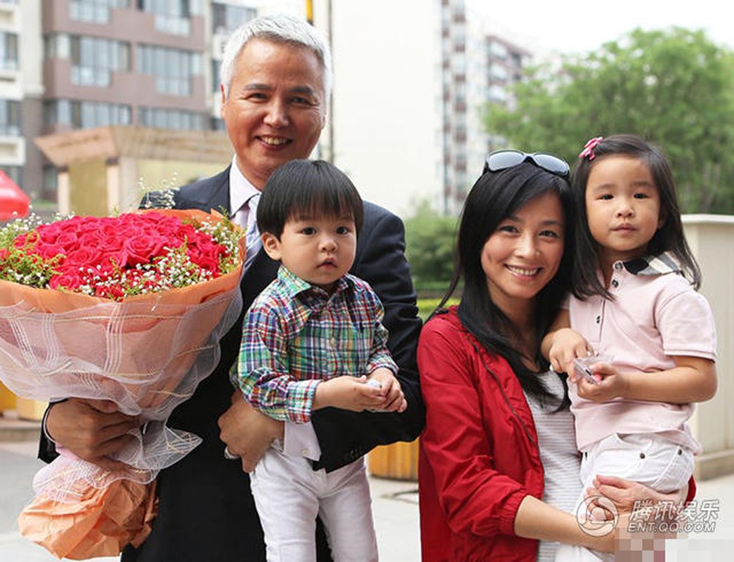 Biet thu xa hoa cua vo chong Truong Dinh Lam Thuy Duong