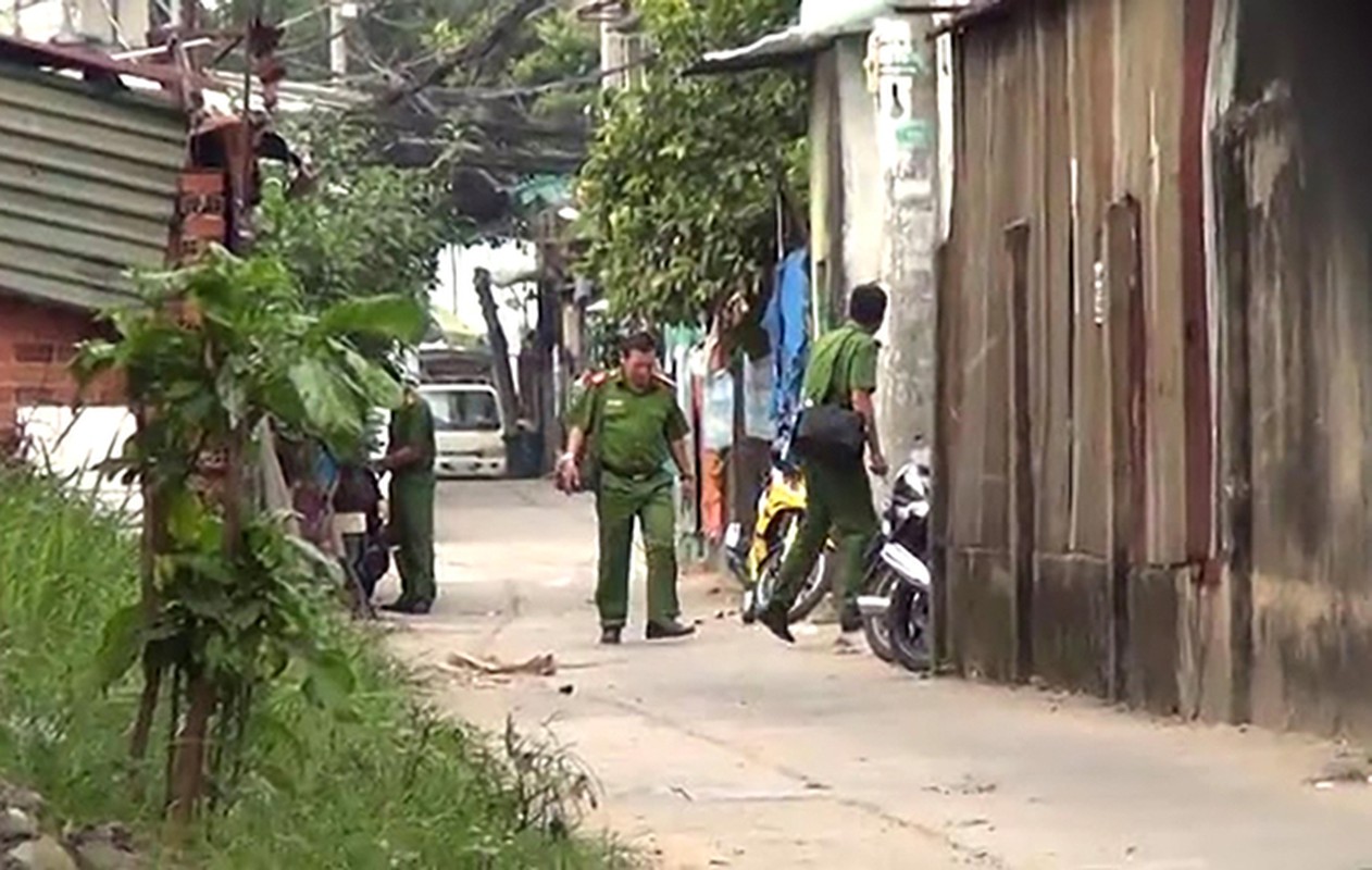 Tin nong ngay 17/11: Benh me vo, con re danh chet nguoi