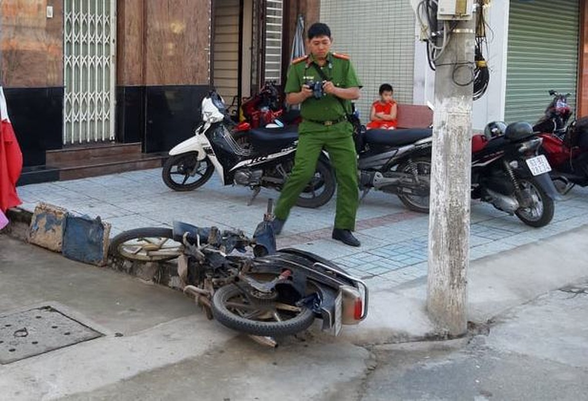 Tin nong ngay 20/11: Quay clip dang tam gui cho “nguoi tinh”, thieu phu mat 150 trieu-Hinh-4