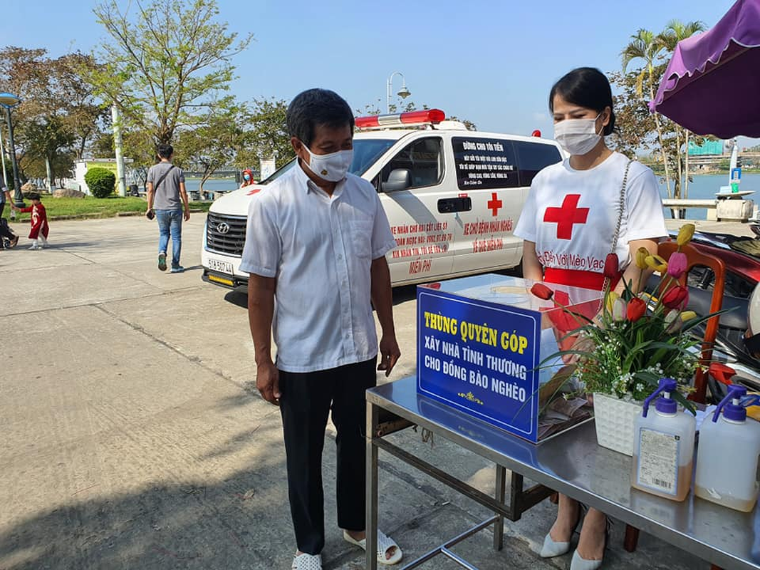 Xuc dong canh ong Doan Ngoc Hai lam phuc vu de quyen tien tu thien-Hinh-5