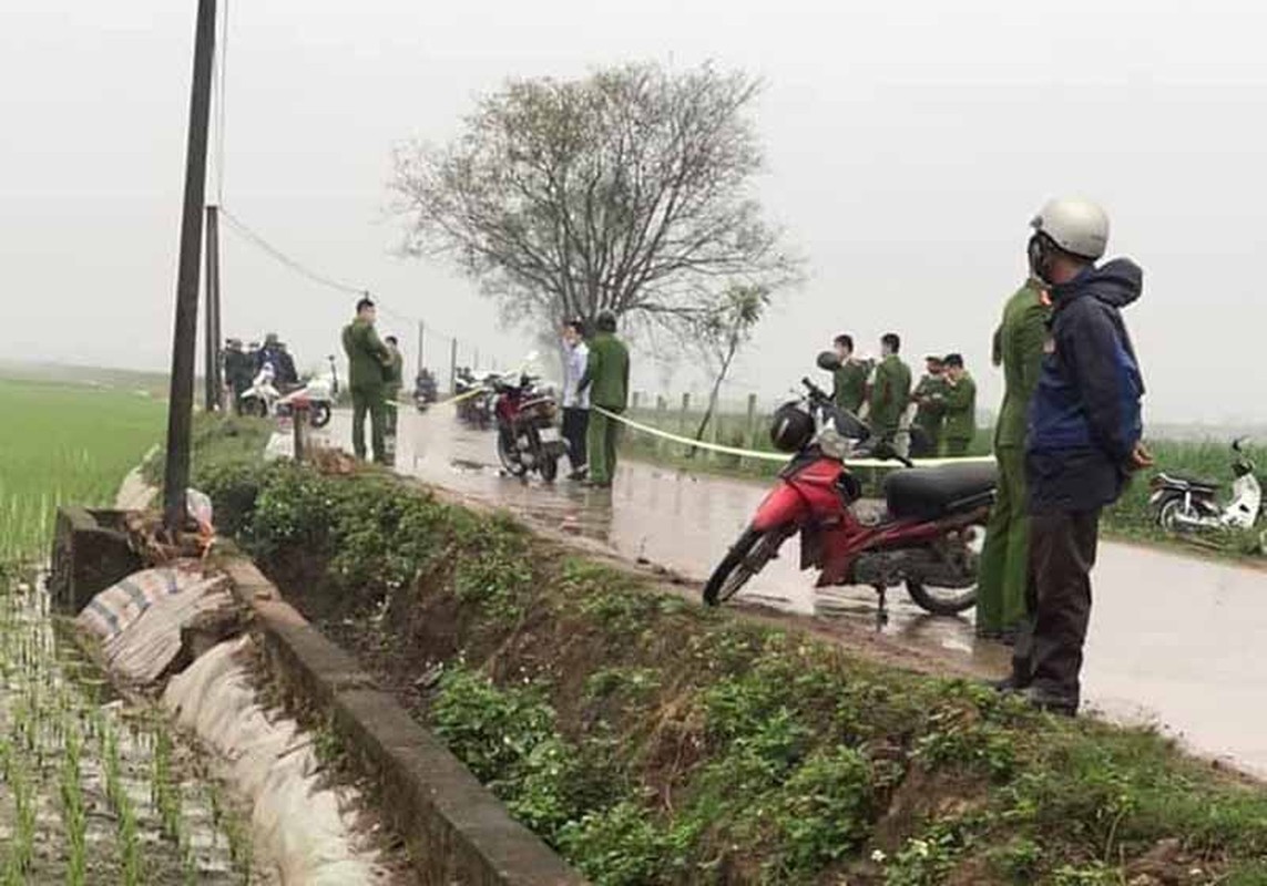 Tin nong ngay 5/3: Nam thanh nien phi xe xuong ruong tu vong tai cho