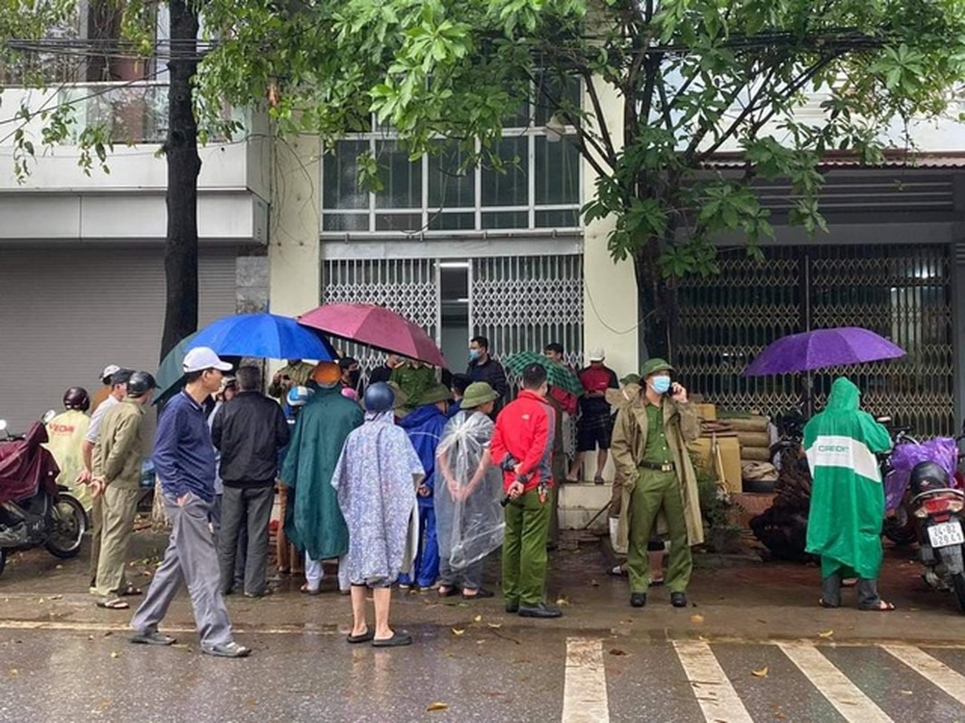 Tin nong ngay 6/4: Di mot minh trong dem, co gai 17 tuoi bi hiep dam-Hinh-4