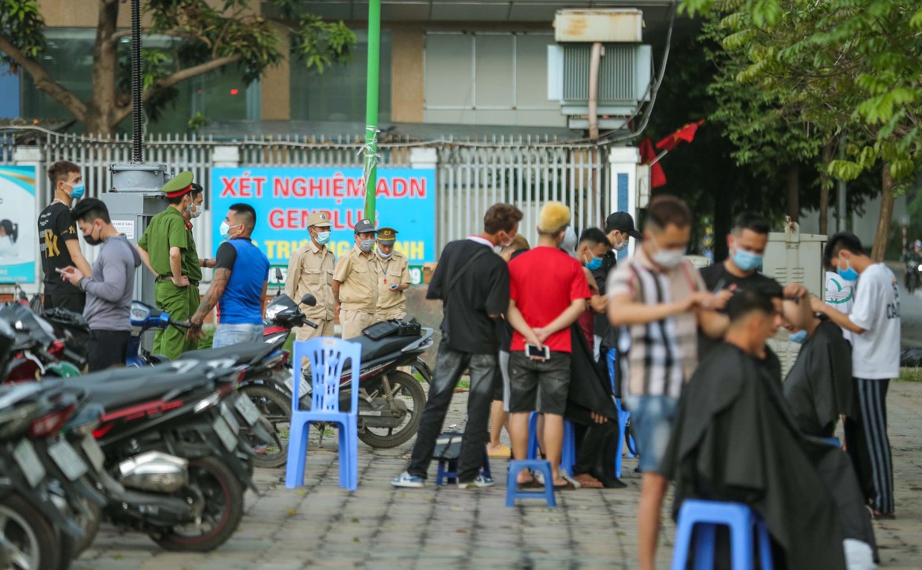 Bat chap lenh cam, hang quan via he van ngang nhien hoat dong-Hinh-9