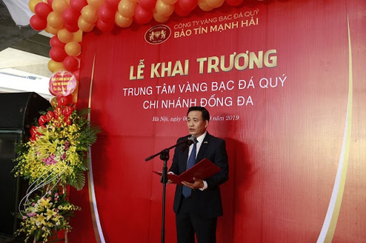 Chan dung nguoi co hang nghin cay vang 5 lan trung cu DBHDND TP Ha Noi-Hinh-6