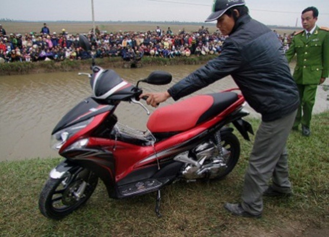 Hanh trinh pha an: Co giao bi ban trai dam quan ca dao bau-Hinh-12