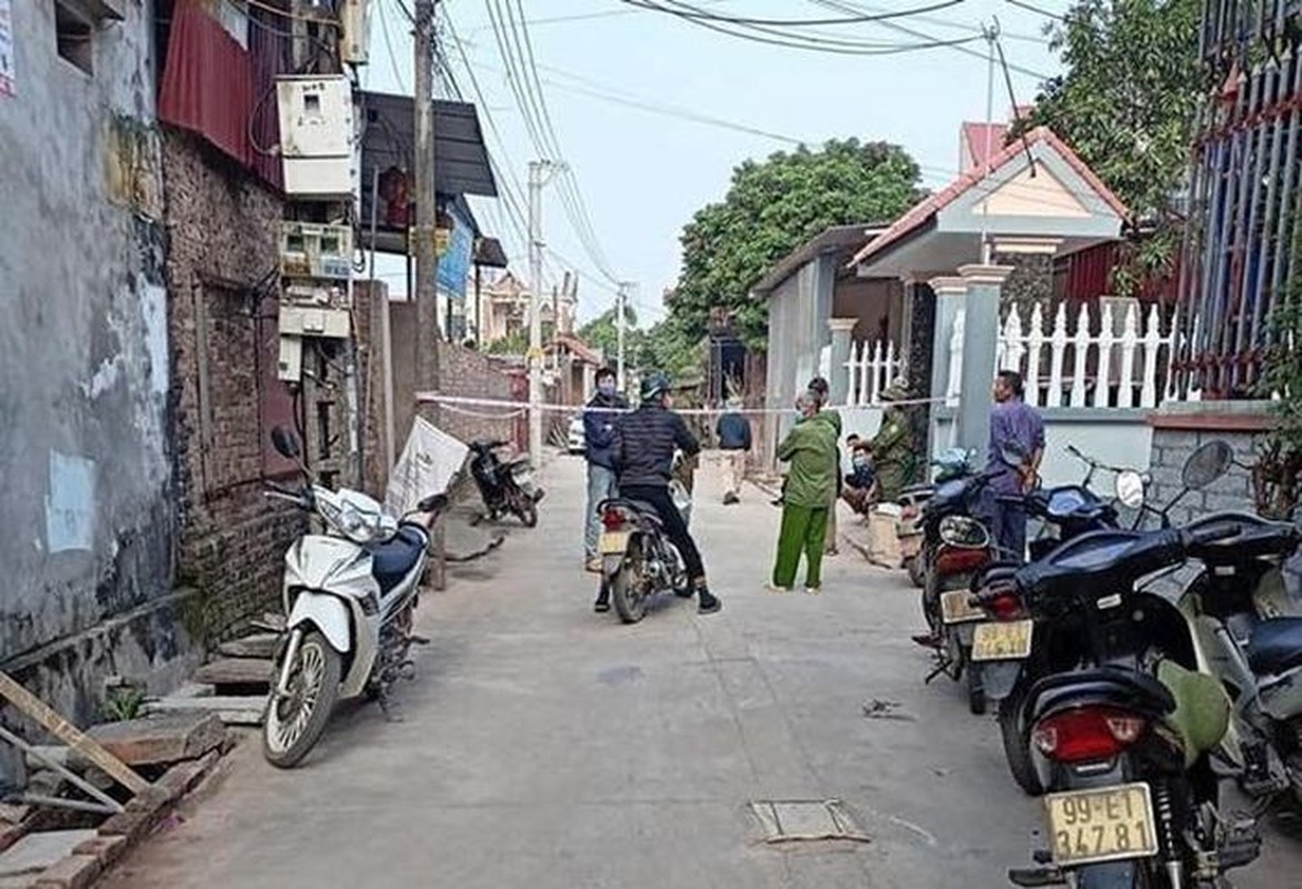 Tin nong 24/12: “No” la bo doi Bien phong de lua tien nhieu co gai tre-Hinh-7