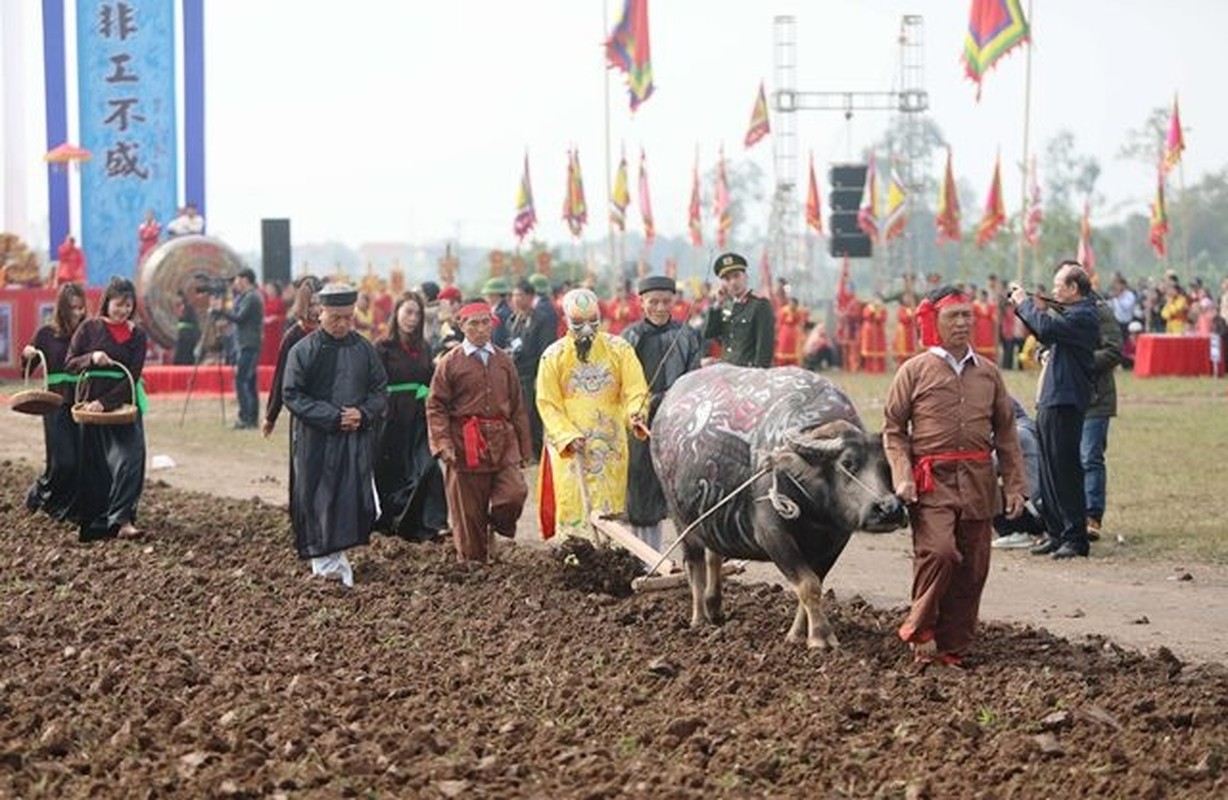 Diem nhung le hoi doc dao khong the bo qua trong thang Gieng-Hinh-3