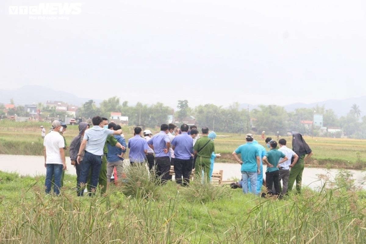 Tin nong 20/4: “Yeu rau xanh” U70 dam o 2 be gai lop 5-Hinh-4