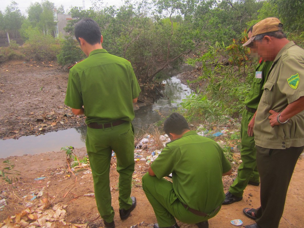 Thi the ben muong lat mat ga ban than mang tam hon “quy du“-Hinh-4