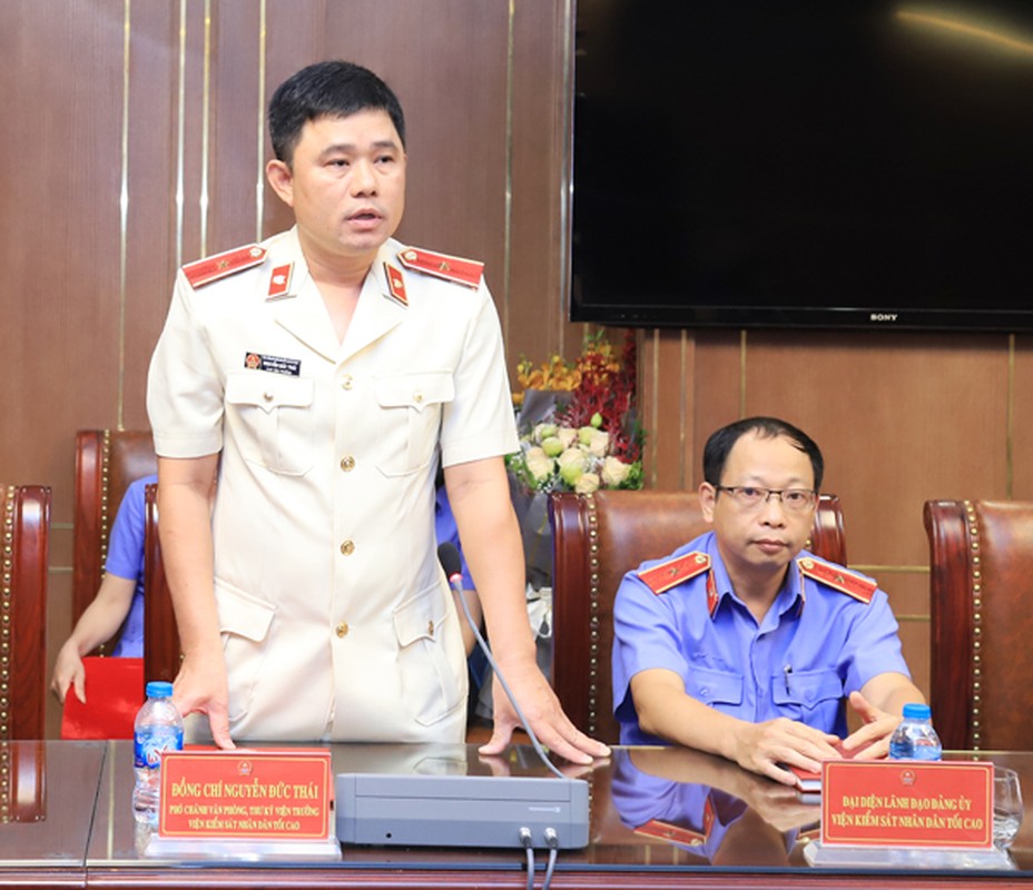 Chan dung ong Nguyen Duc Thai- tan Vien truong VKSND TP HCM-Hinh-3
