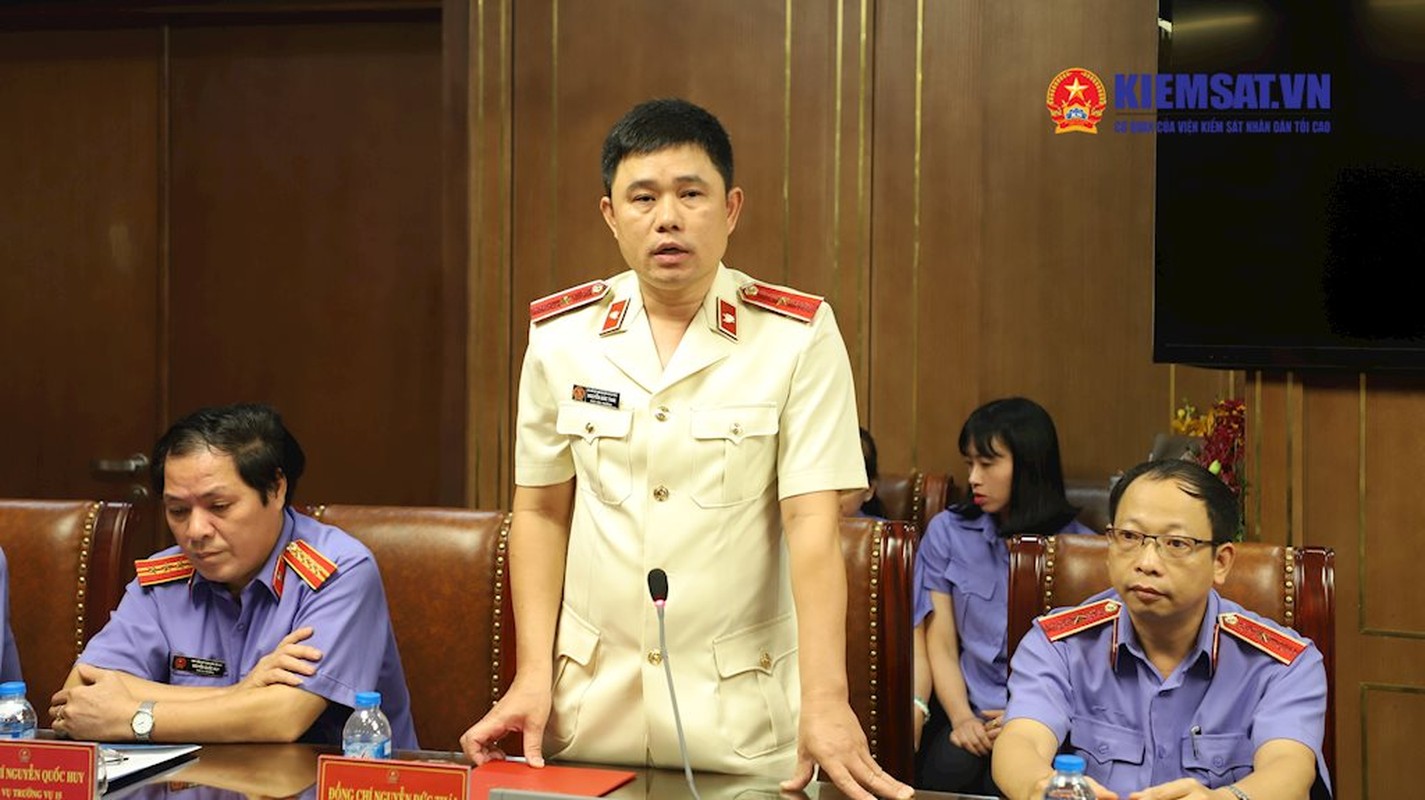 Chan dung ong Nguyen Duc Thai- tan Vien truong VKSND TP HCM-Hinh-6