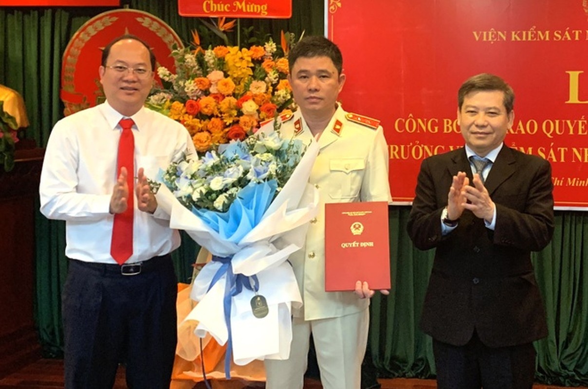 Chan dung ong Nguyen Duc Thai- tan Vien truong VKSND TP HCM