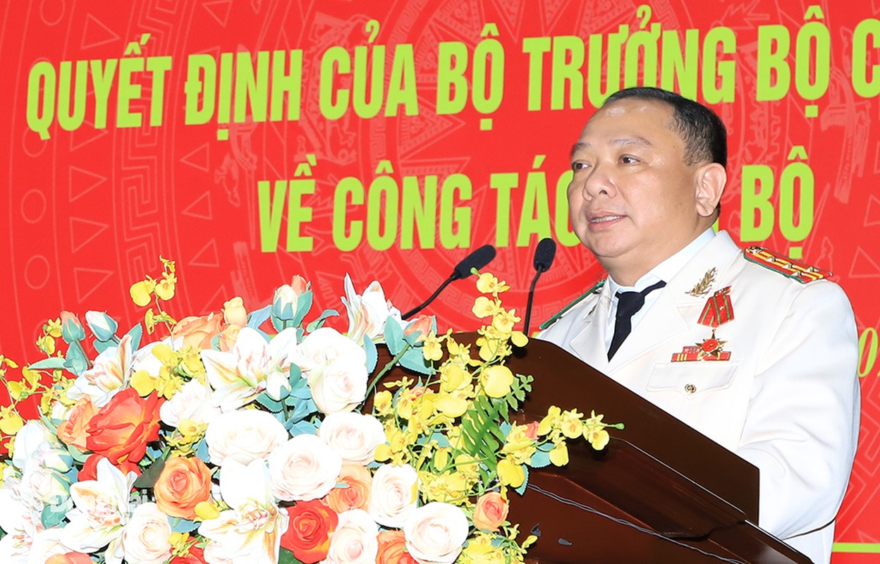 Chan dung tan Giam doc Cong an tinh Binh Thuan Le Quang Nhan-Hinh-4