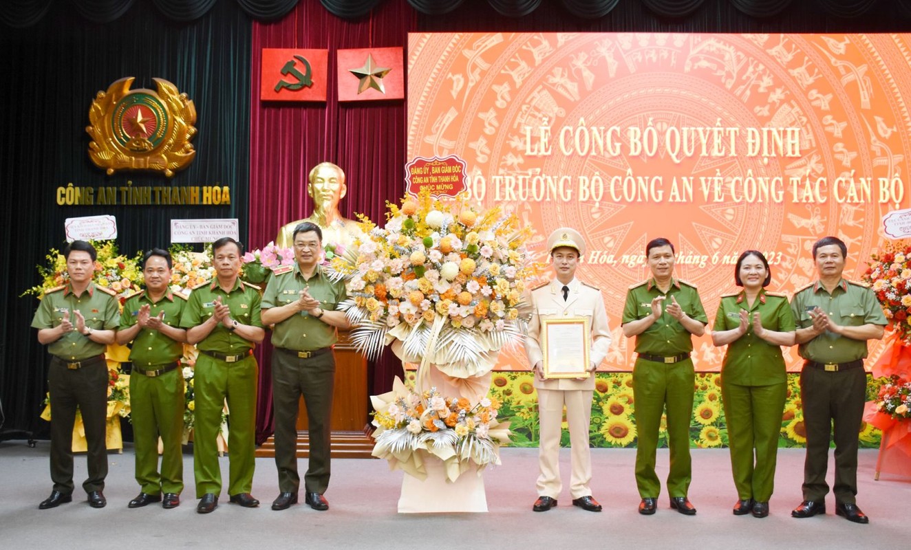 Chan dung 2 tan Pho Giam doc Cong an tinh Bac Kan, Thanh Hoa-Hinh-6