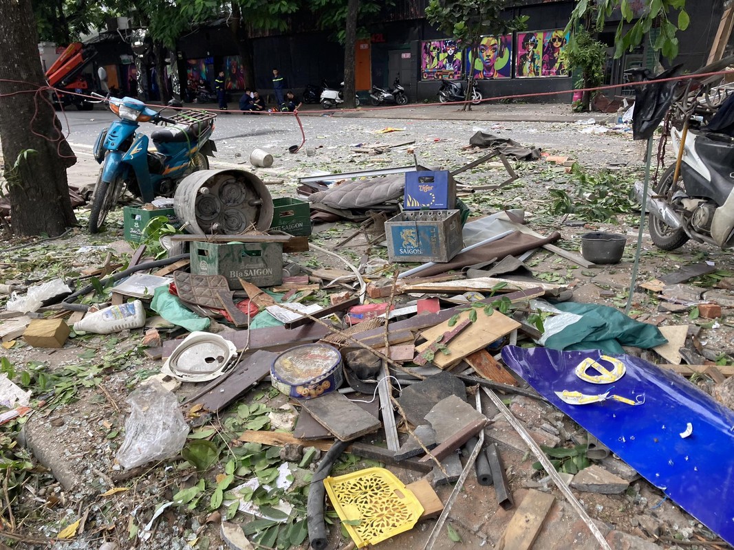 Ha Noi: Can canh vu no khi gas tai nha dan, nhieu nguoi bi thuong-Hinh-6