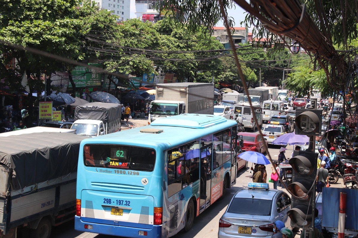 Ha Noi: Nguoi dan un un ve que nghi le 2/9, nhieu noi duong tac-Hinh-10