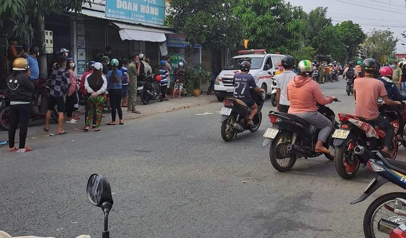 Nguoi phu nu chet tuc tuoi duoi tay ke sat nhan vi bao thuoc la