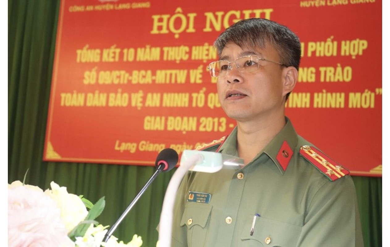 Chan dung Dai ta Than Van Hai - tan Giam doc Cong an Vinh Phuc-Hinh-2
