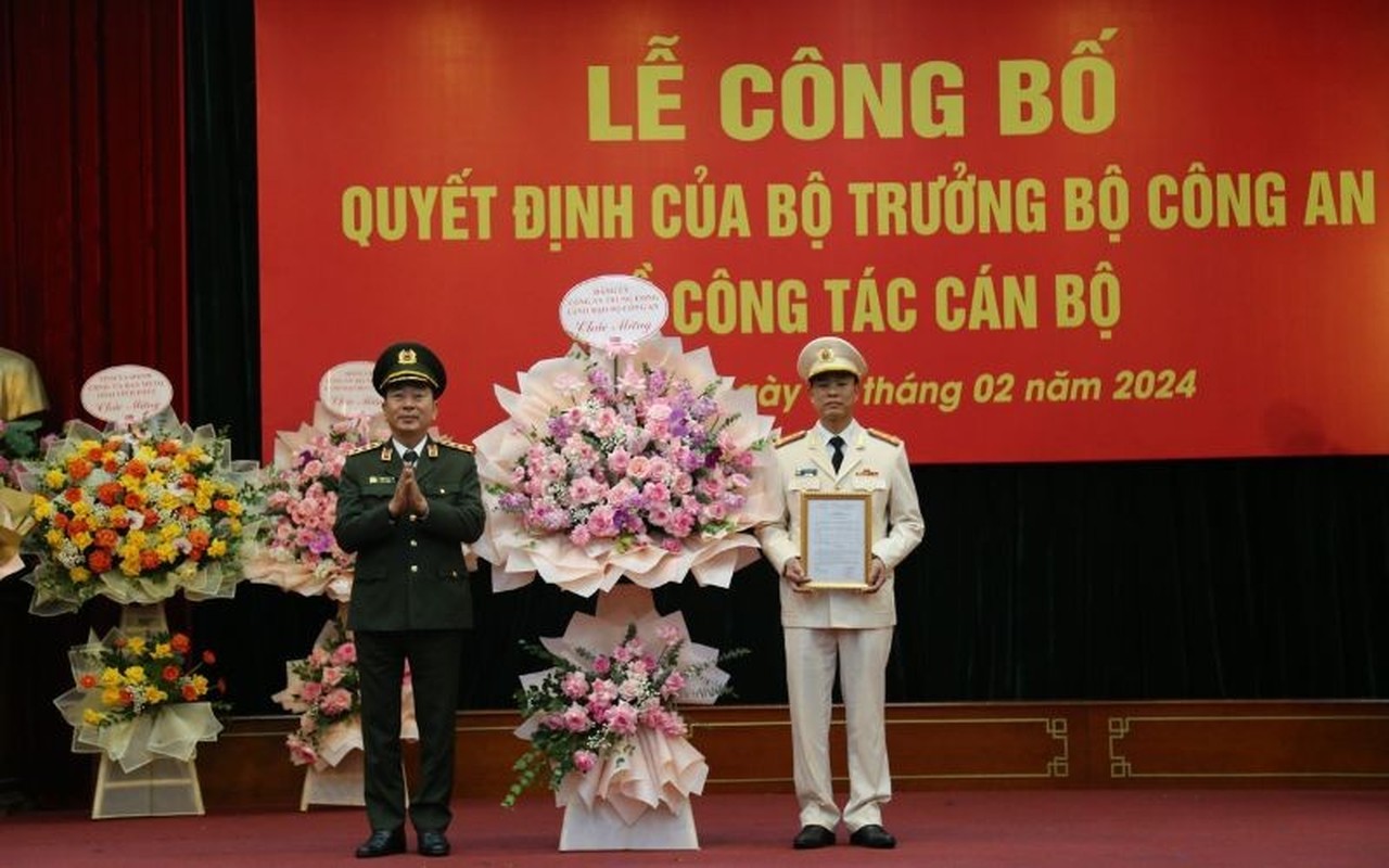 Chan dung Dai ta Than Van Hai - tan Giam doc Cong an Vinh Phuc-Hinh-3