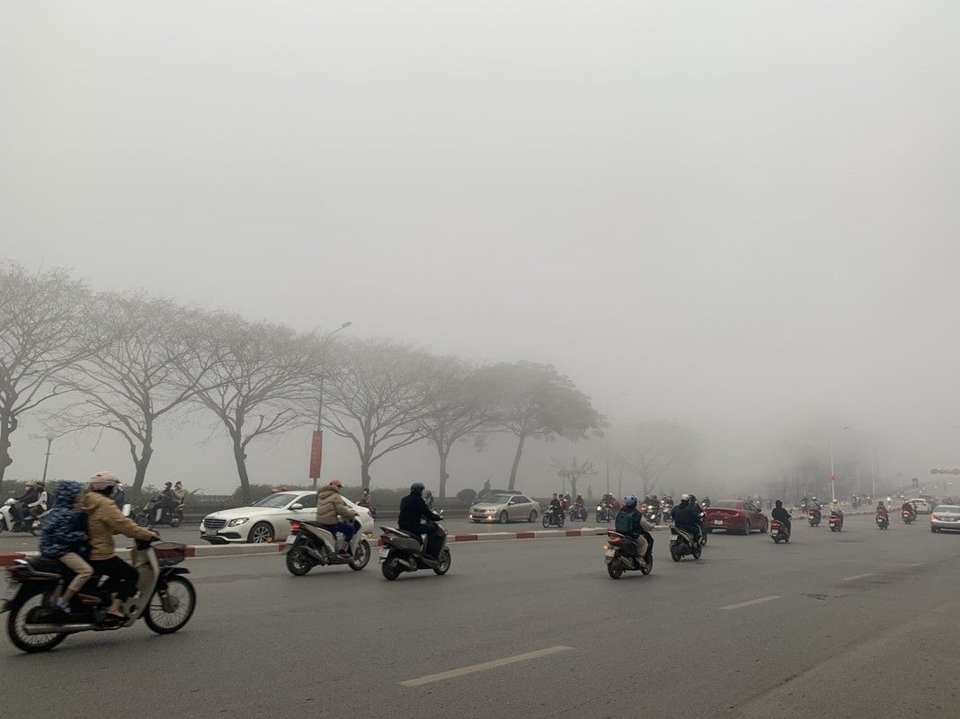 View - 	 Hà Nội Sương mù dày đặc trời mù mịt như Sa Pa