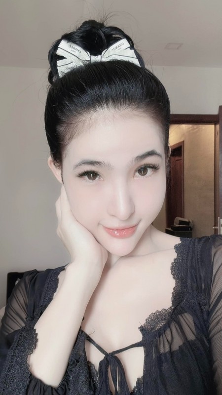 Dang sau cuoc song sang chanh cua hot girl ma tuy DJ Be Vi-Hinh-2