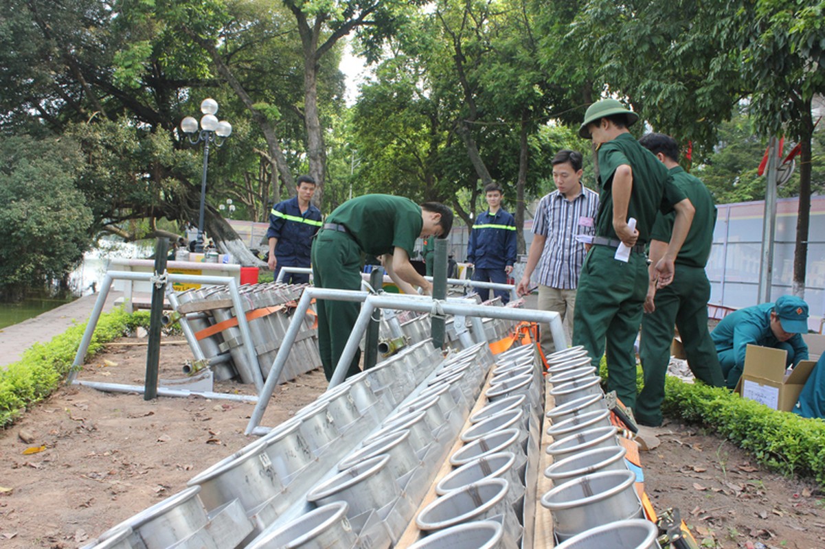 Tran dia phao hoa Ha Noi san sang truoc gio khai hoa-Hinh-5