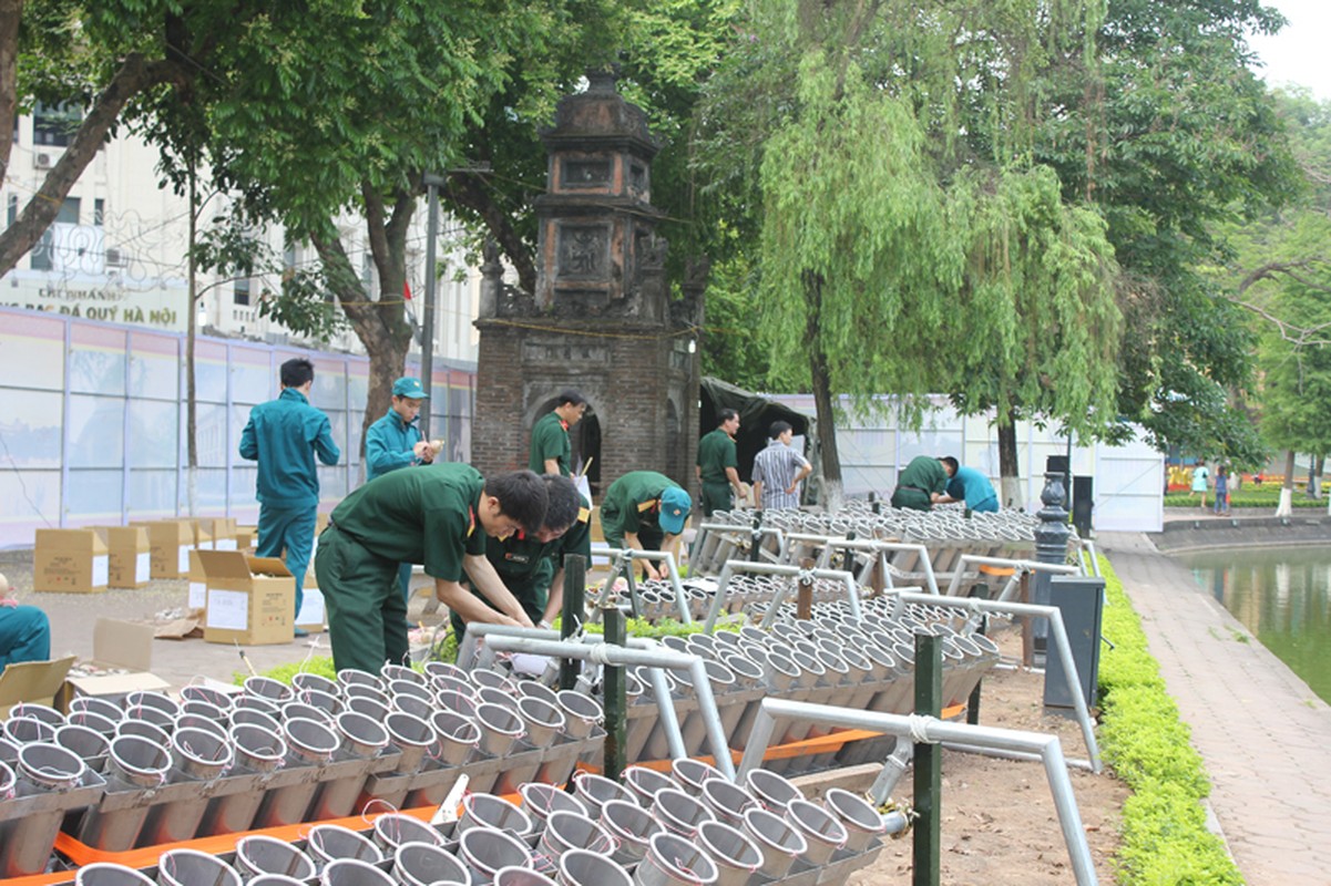 Tran dia phao hoa Ha Noi san sang truoc gio khai hoa-Hinh-8