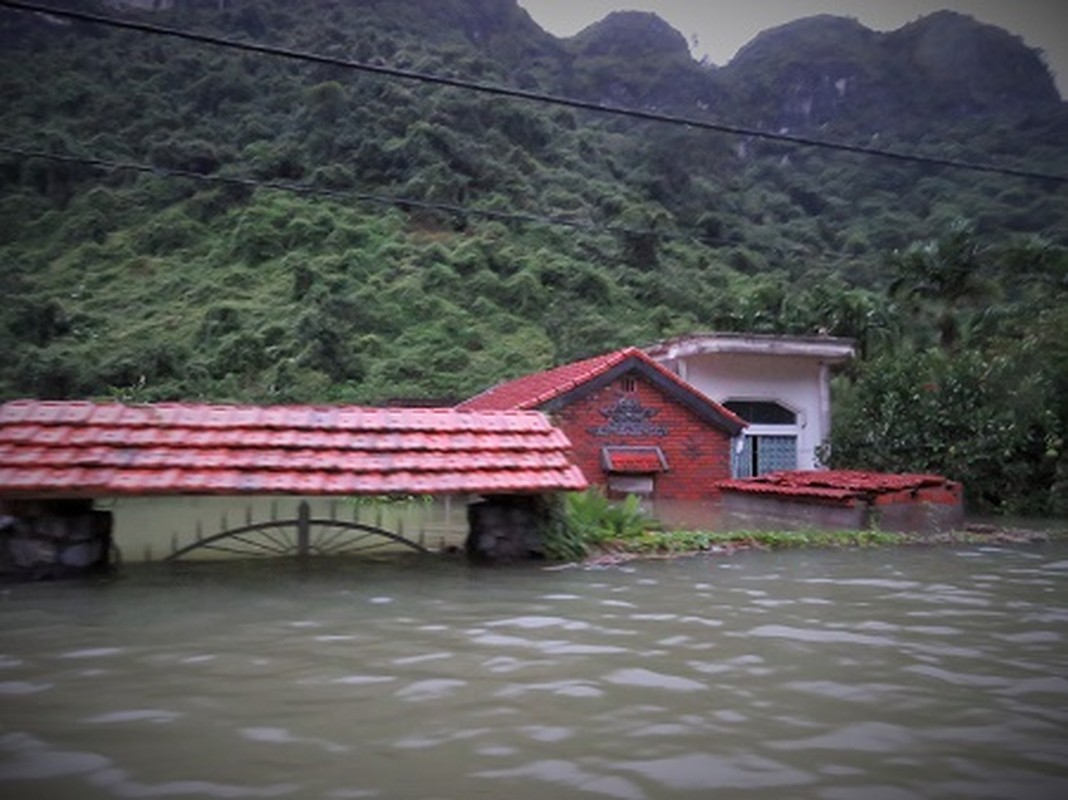 Sau Quang Ninh, huyen Cat Hai o Hai Phong bi lu nhan chim