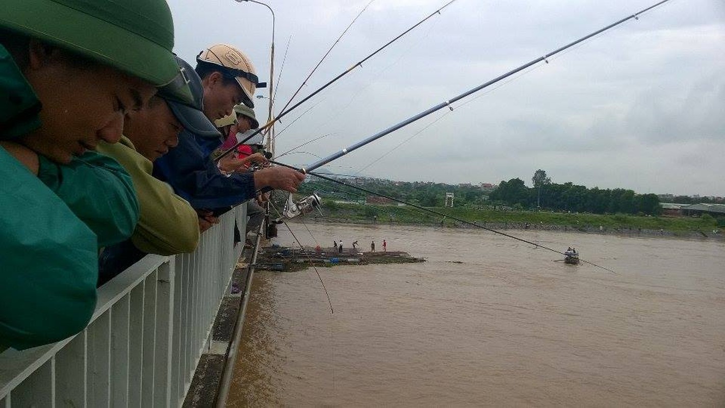 Canh nguoi dan Hai Duong “hoi ca” xong long do nuoc lu-Hinh-5