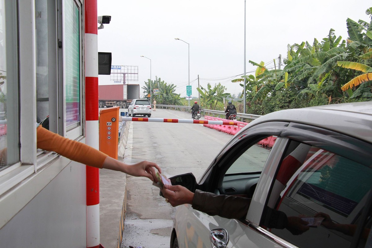 Chum anh: Tram BOT Tien Cuu Hai Phong phai xa tram ngay dau thu phi