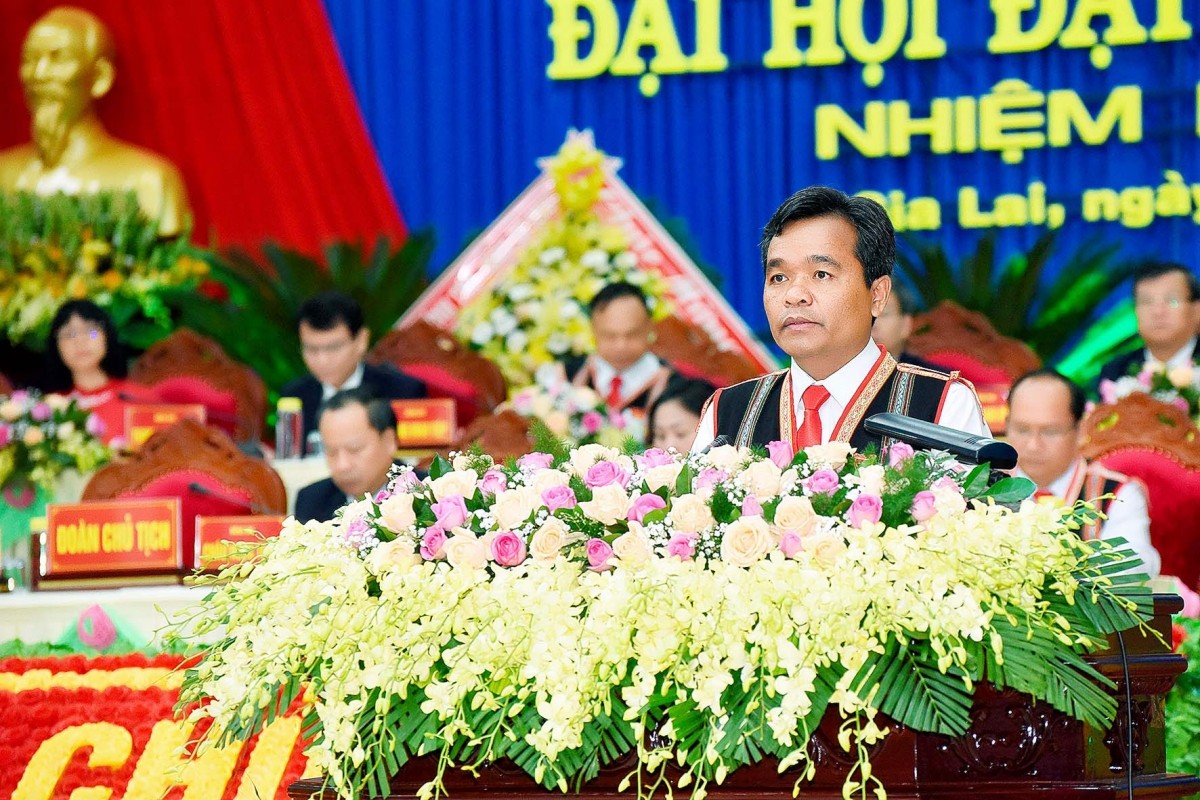 Chan dung 5 Bi thu Tinh uy tre nhat nhiem ky 2020-2025-Hinh-9