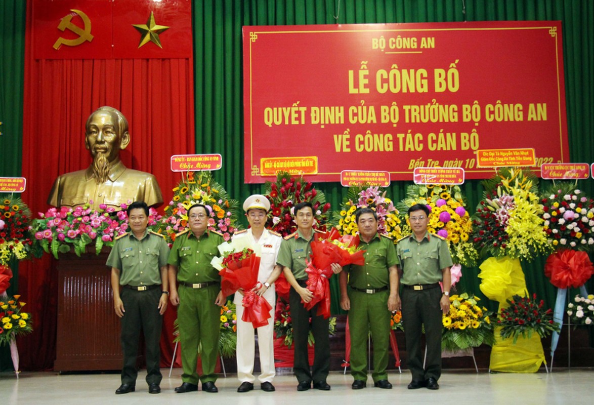 Chan dung tan Giam doc Cong an tinh Ben Tre Truong Son Lam-Hinh-4