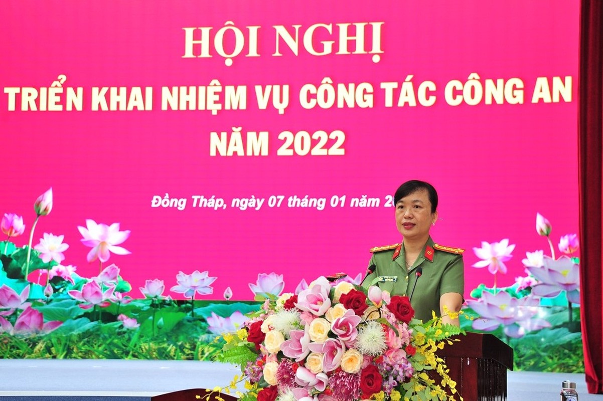 Chan dung cac nu Pho Giam doc Cong an tinh, thanh ca nuoc-Hinh-6
