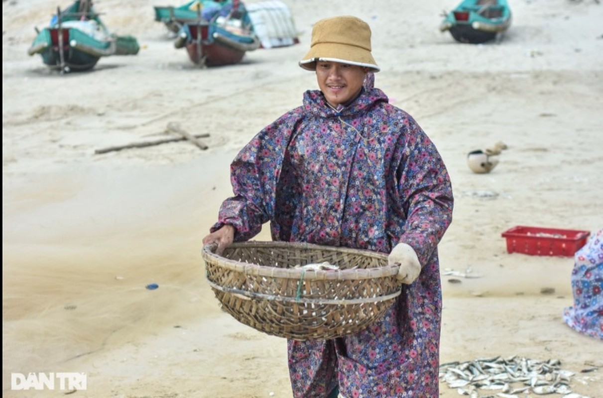 View - 	Chuyến biển đầu năm ngư dân Quảng Bình Quảng Trị trúng đậm 