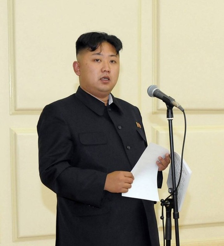 Kieu toc moi cua ong Kim Jong-un gay ngo ngang-Hinh-3