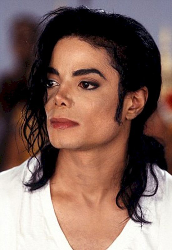 Hanh trinh 25 nam dao keo cua vua pop Michael Jackson-Hinh-6